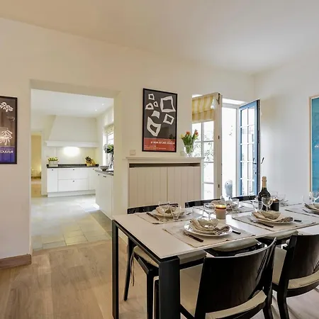 Charming House For 6 Persons With Sunny-Terrace In Knokke Hébergement de vacances Knokke-Heist