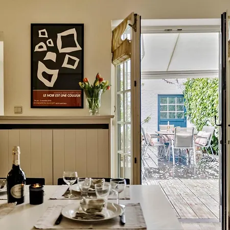 Charming House For 6 Persons With Sunny-Terrace In Knokke *